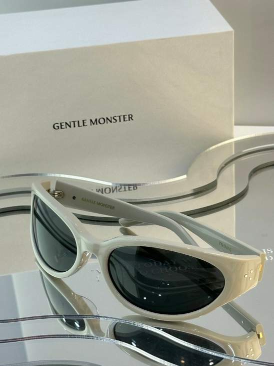 Picture of Gentle Monster Sunglasses _SKUfw65132812fw